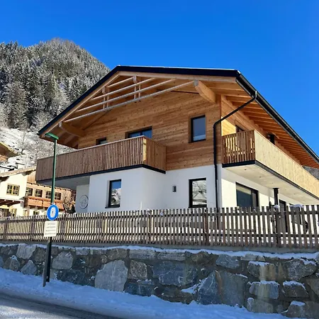 Mei-so-nett Hutegger شقة