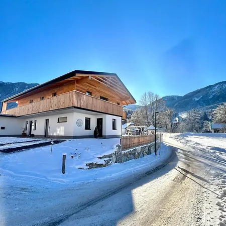 Mei-so-nett Hutegger Schladming